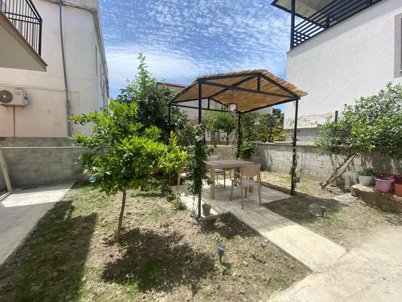 Vila Luani Vlorë 외부 사진